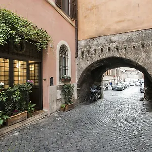 Bed and breakfast Arco Del Lauro, Roma